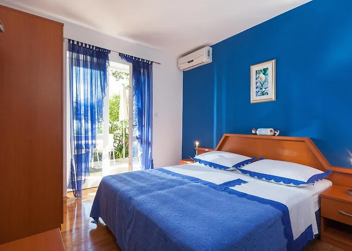 Rossa * Макарска